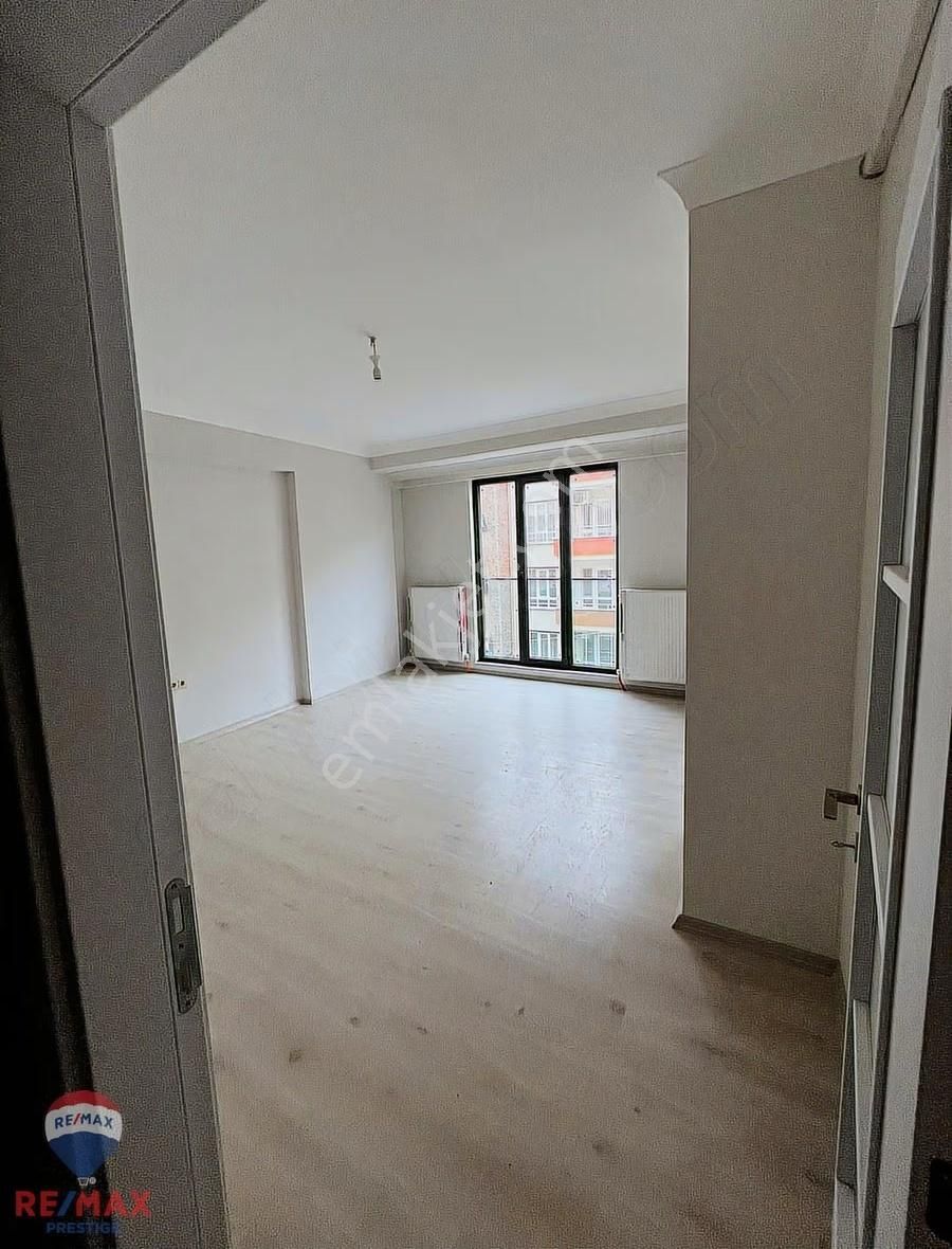 Biga/istiklal Caddesi Köşdere Konutları Sıfır 2+1 Kiralık Daire