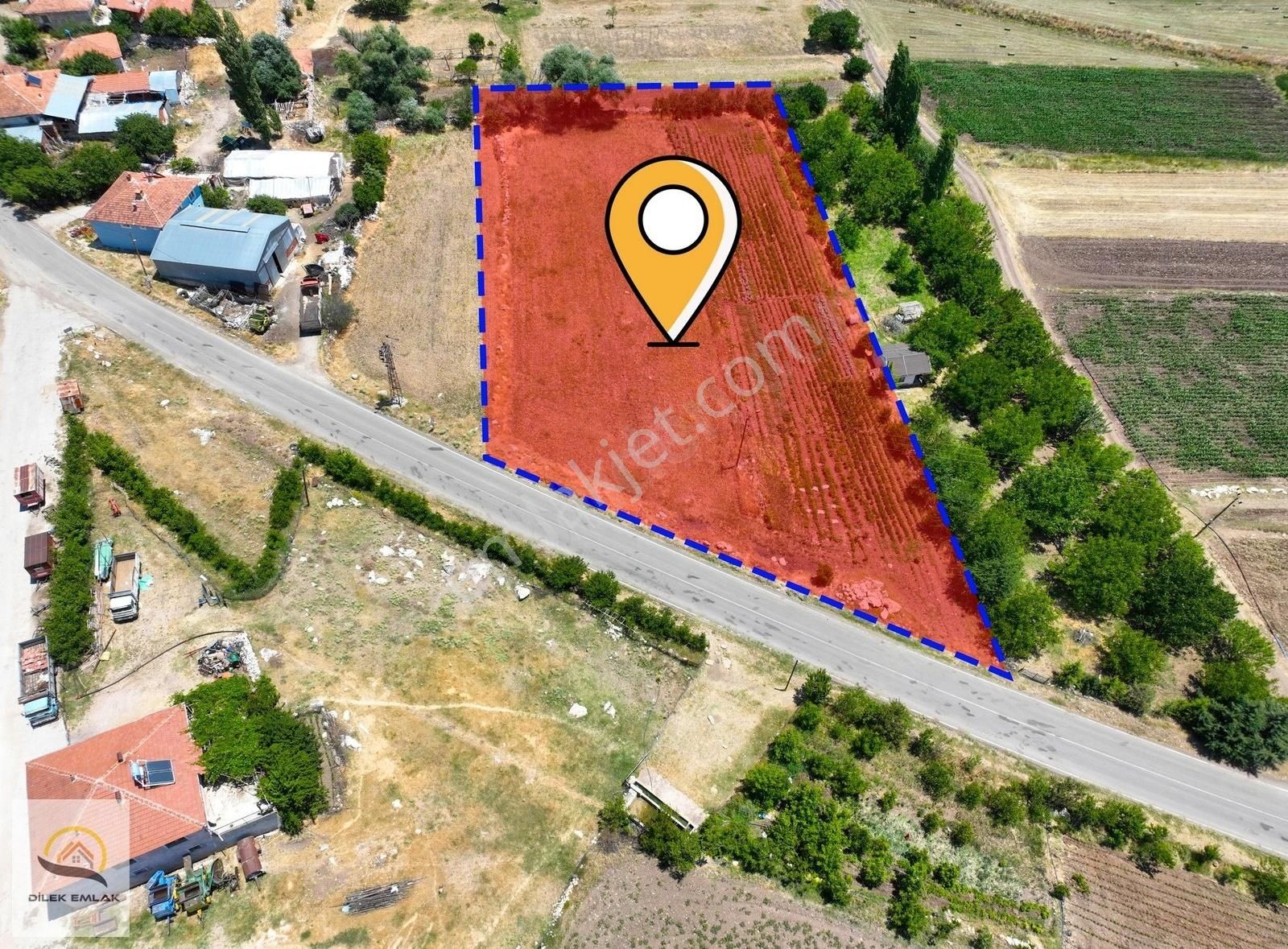 Burdur Merkez Beşkavak'ta İmar İçin Yerleşim Gibi Asfaltı Cephe 4688 Metre
