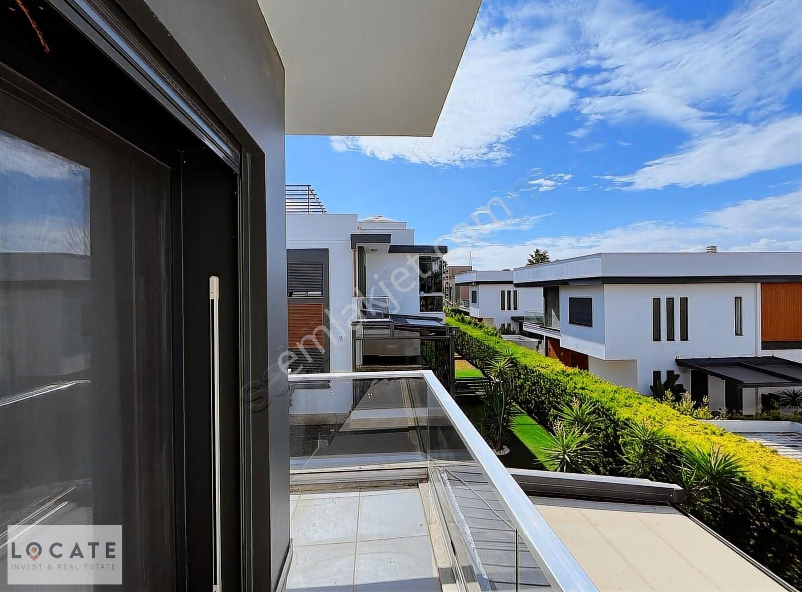 Locate'den Casamia Sitesi'nde Tam Müstakil Havuzlu Lüks Villa - Görsel 2