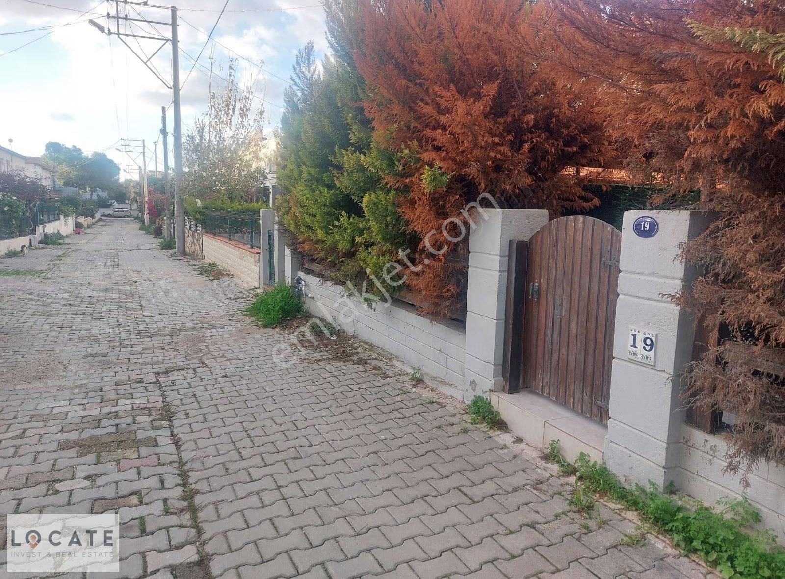 Çeşme Dalyan Merkez'de Satılık 2+1 Yazlık Ev - Görsel 28