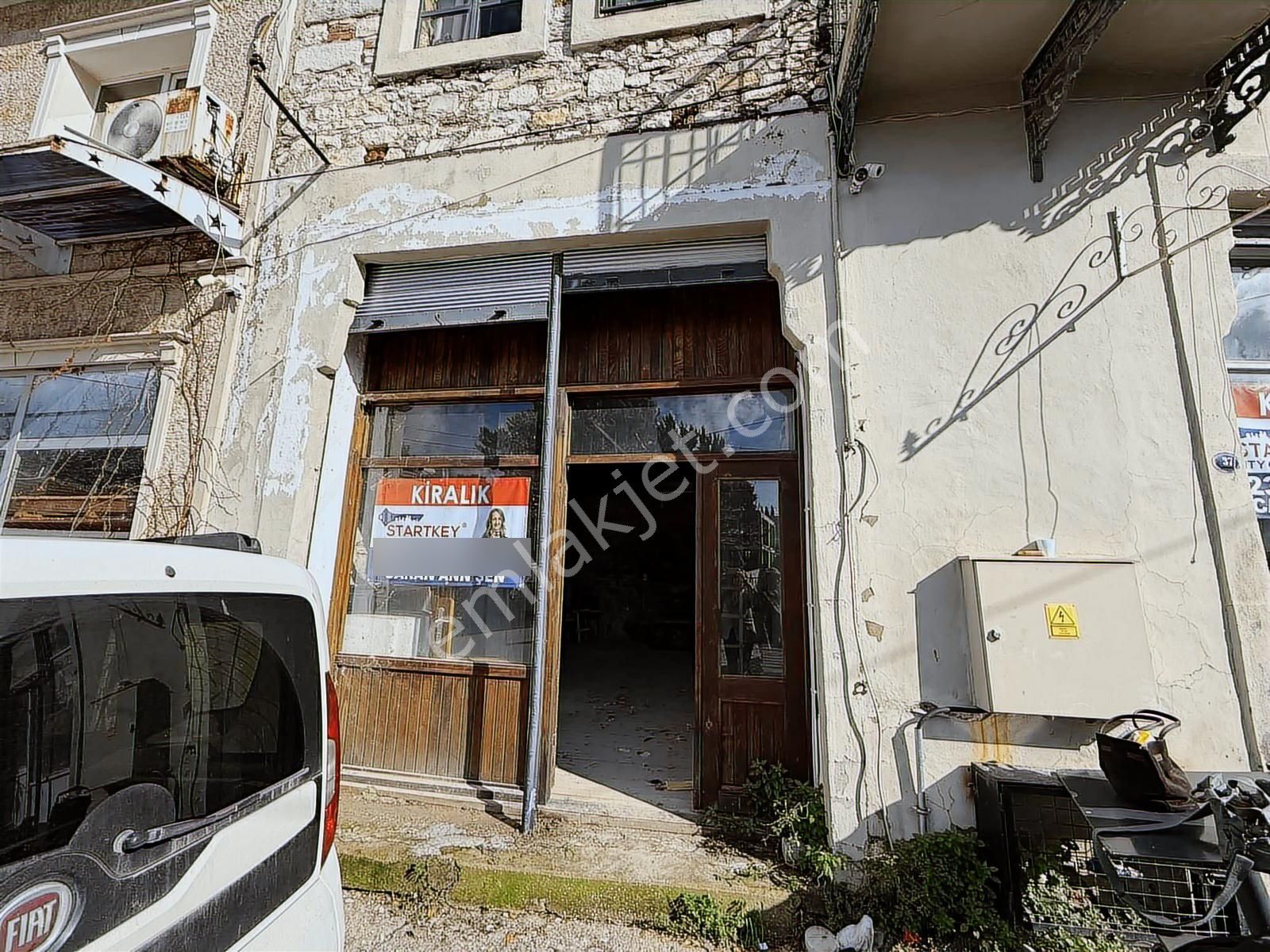 Urla Malgaca Pazarı'nda Taş Binada Kiralik İşyeri - Görsel 20