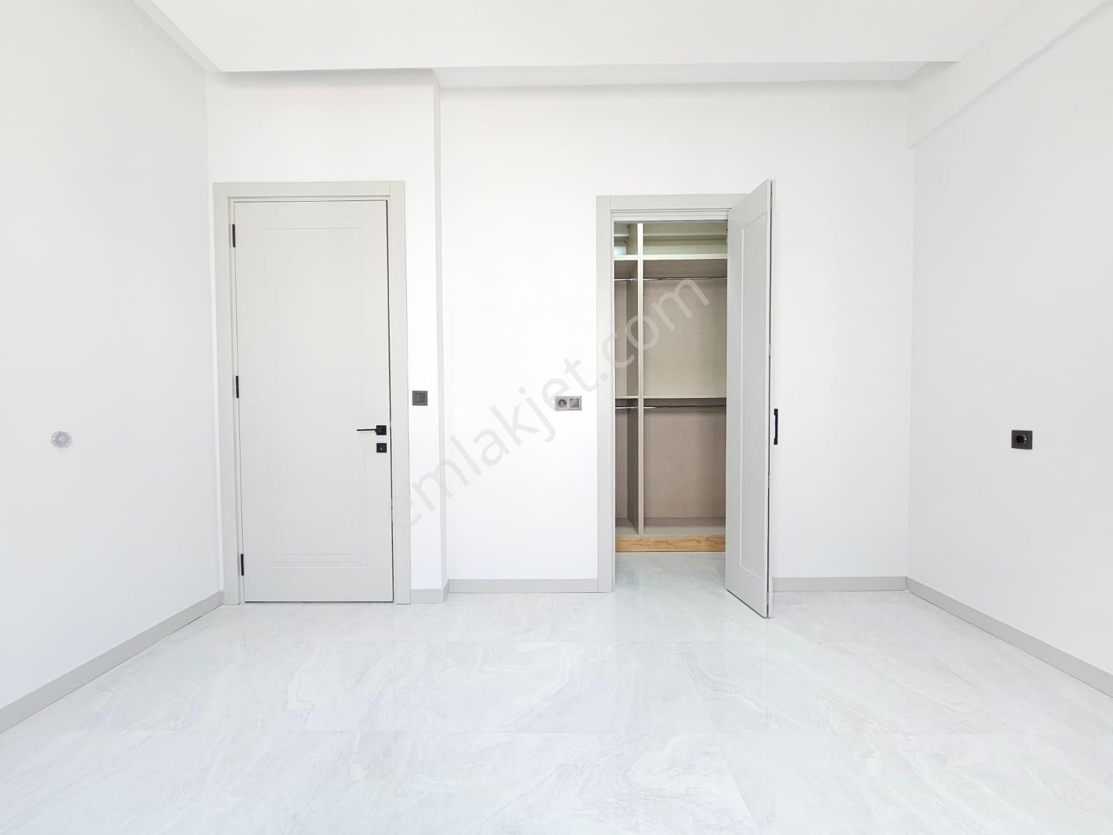 Denizli Şemikler De 2+1 Giyinme Odalı Ultra Lüks İşçilikte Satılık Son İki Daire - Görsel 20