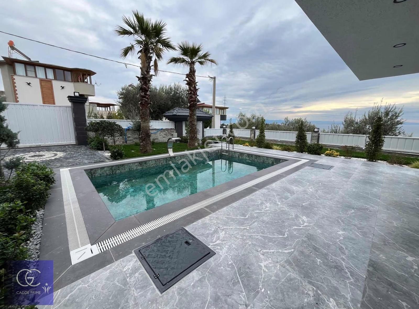 Cadde'den Tam Mustakil 5+1 Havuzlu Deniz Manzaralı Eşsiz Villa - Görsel 34