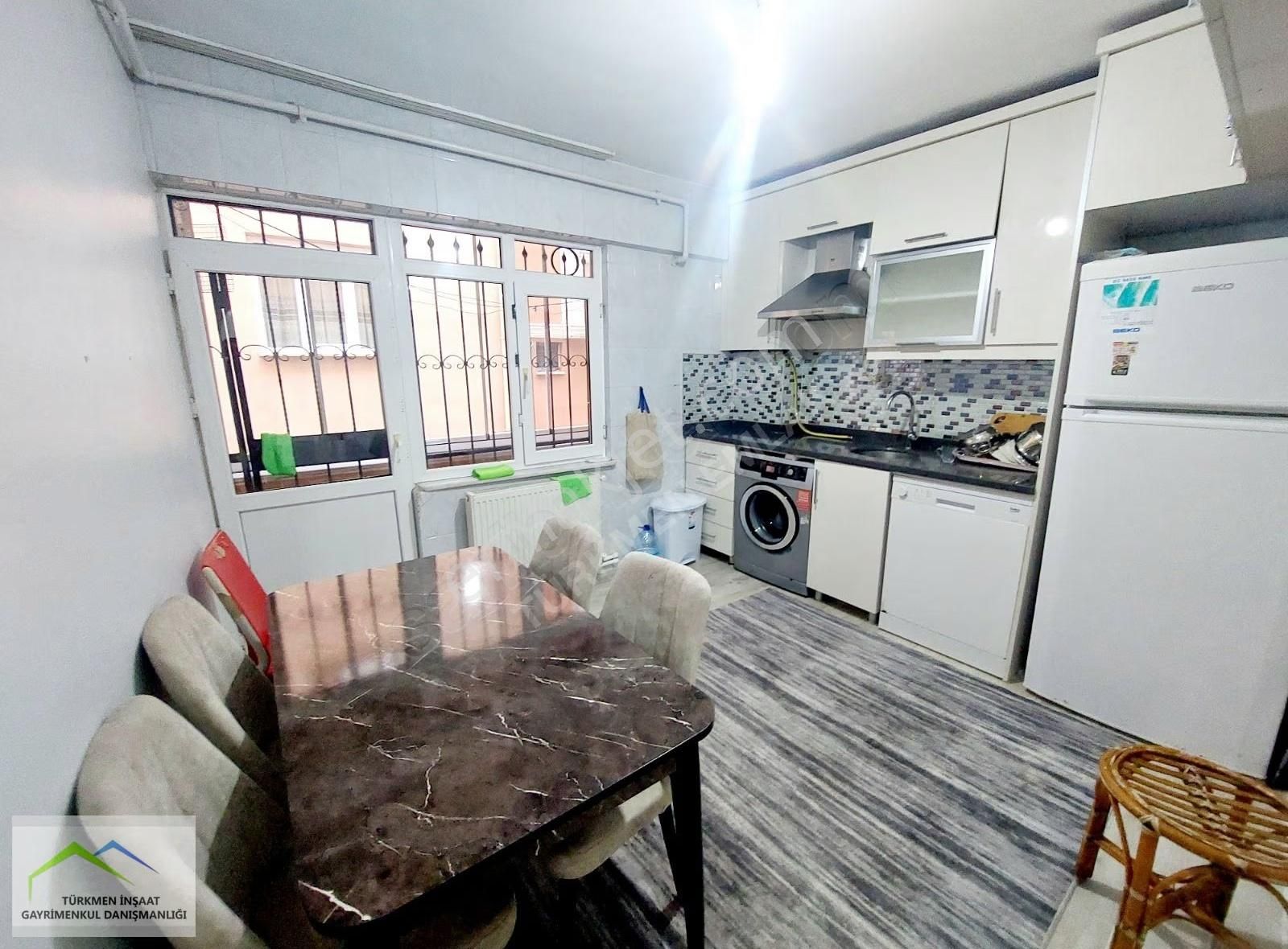 Türkmen Emlak'tan Gazi Mah.masrafsız 2+1 Balkonlu Yüksek Giriş