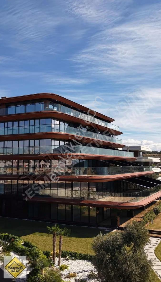 Çeşme Ayasaranda Ön Cephe Bahçe Katı Deniz Manzaralı Daire - Görsel 15