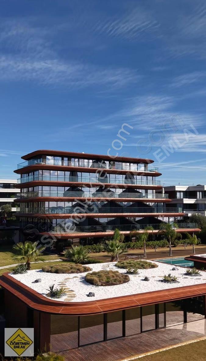 Çeşme Ayasaranda Ön Cephe Bahçe Katı Deniz Manzaralı Daire - Görsel 31