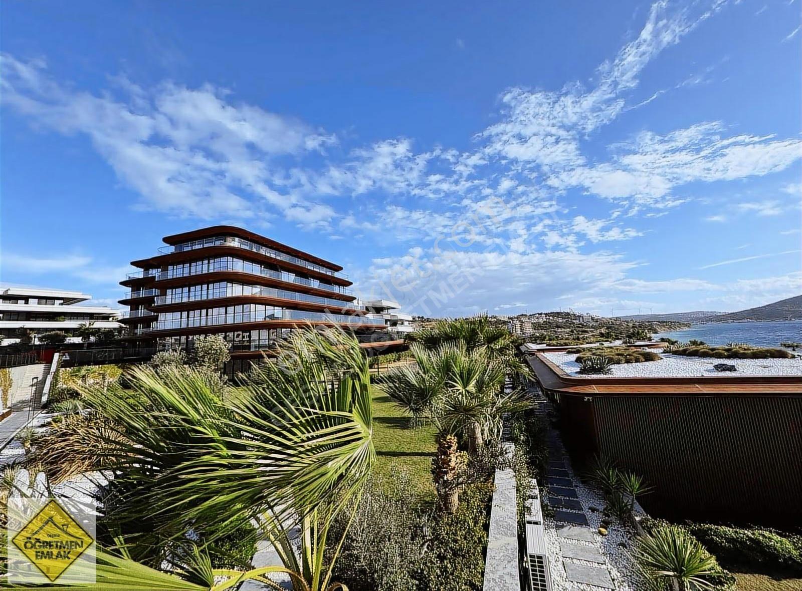 Çeşme Ayasaranda Ön Cephe Bahçe Katı Deniz Manzaralı Daire - Görsel 12