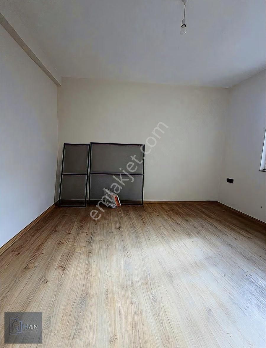 Yeni Mahallede Full Tadilatlı 2+1 Daire - Görsel 4