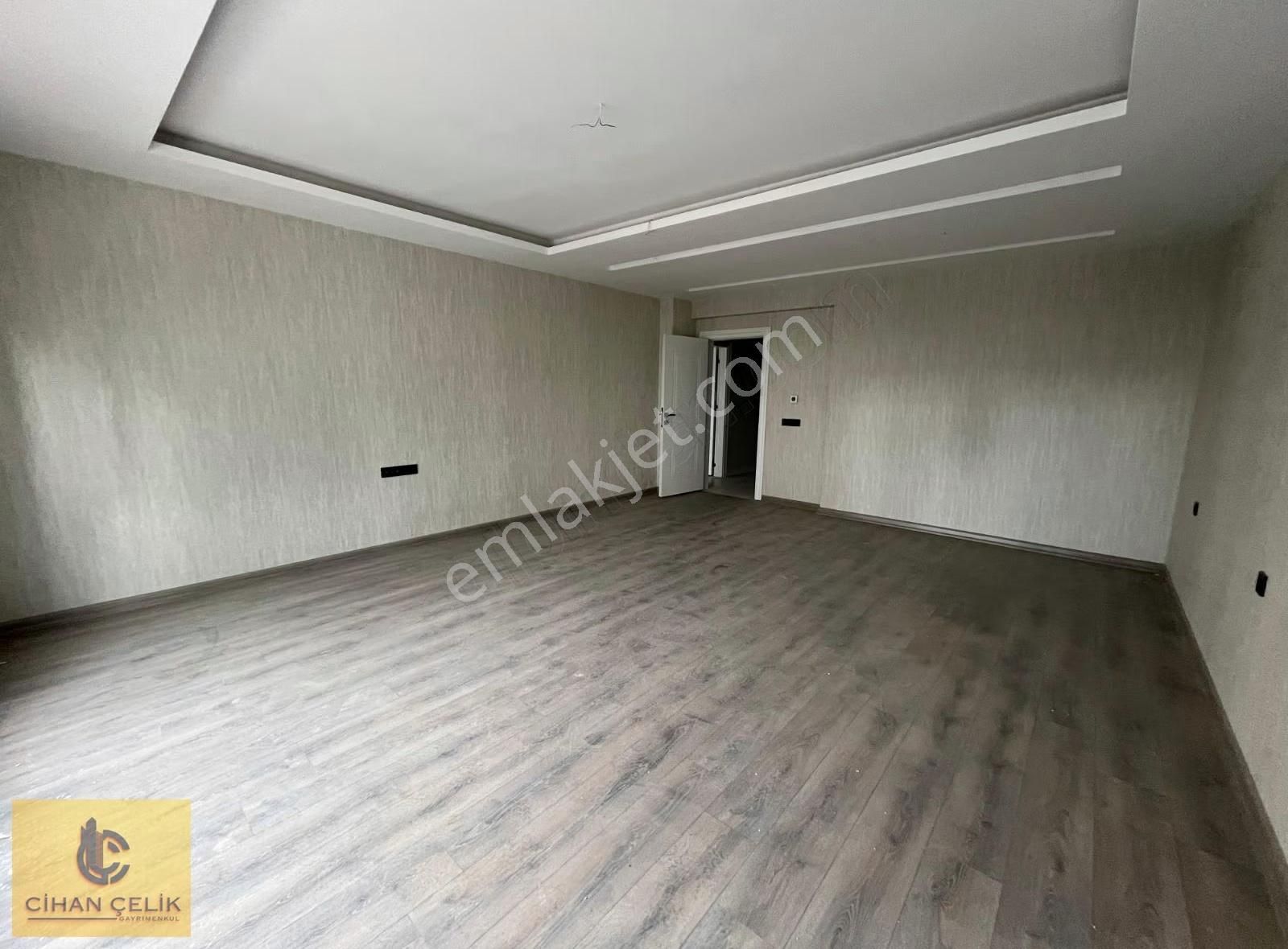 Şefikcan Meg'in 96 Sitesinde 5+1 Satılık Daire - Görsel 16