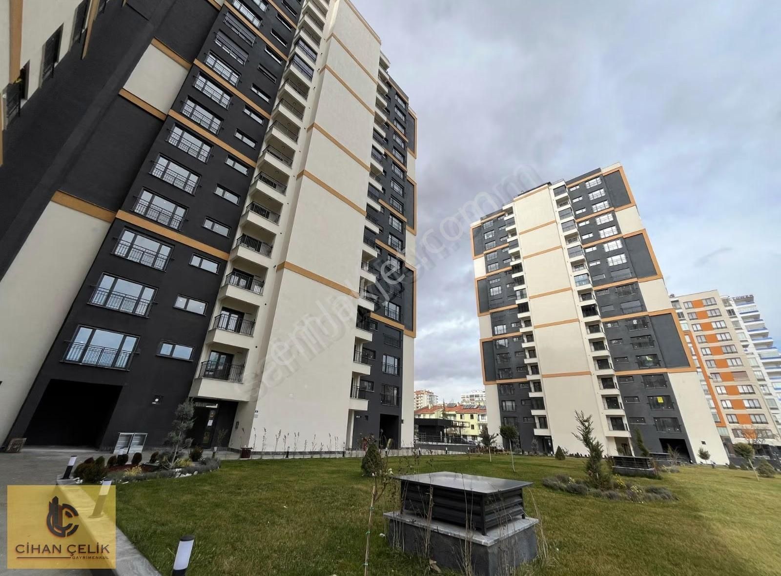 Şefikcan Meg'in 96 Sitesinde 5+1 Satılık Daire - Görsel 15