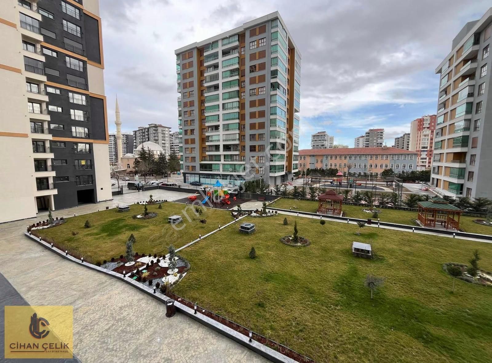 Pazartesi Tapu Şartı İle Sadece Nakit Şekertekke Caddesi 5+1 - Görsel 22