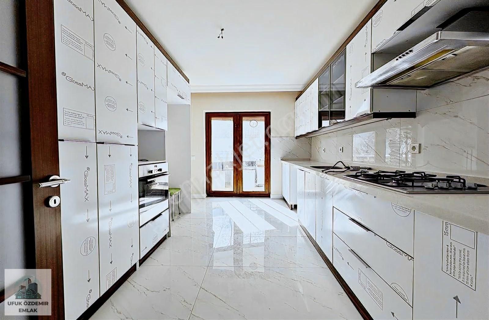 Ufuk Özdemir 'den Divan Konutlarında Full Yapılı 3+1 Daire - Görsel 27