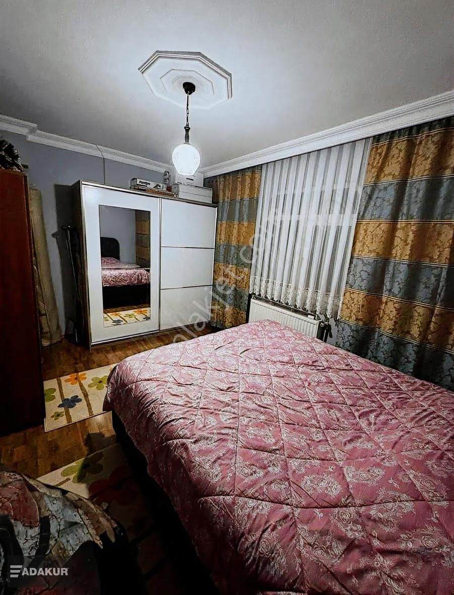 Adakur'dan Küçükçekmece Cuhhuriyet'te Satılık 2+1 Atakat Daire - Görsel 12