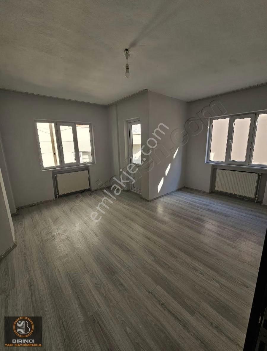 1.yapı'dan Çaybaşı Cadde Konumlu 180 M² Bakımlı Ön Cephe Daire - Görsel 17