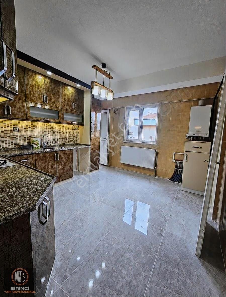 1.yapı'dan Zeytinköy Cevat Akşit Yurdu Mevki 3+1 Arakat Daire