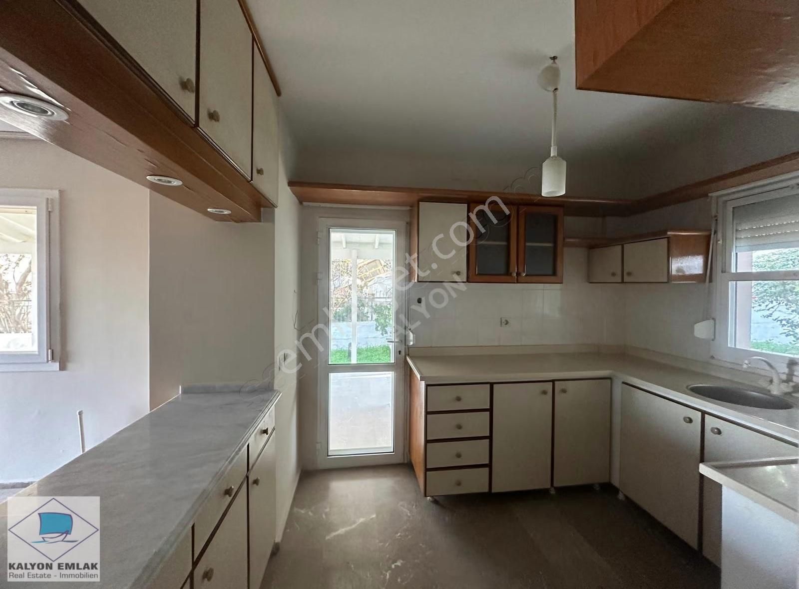 Çeşme Dalyan Alibostan Da Satılık Geniş Bahçeli 3+1 Villa - Görsel 9