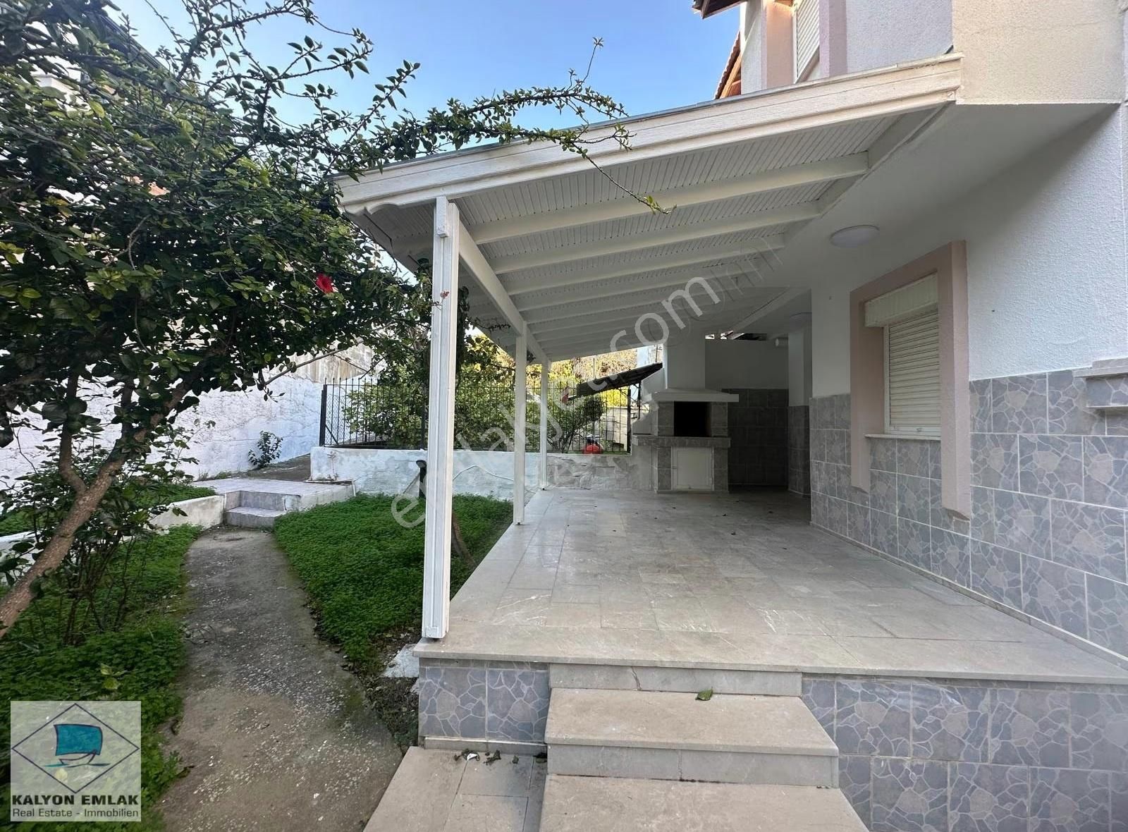 Çeşme Dalyan Alibostan Da Satılık Geniş Bahçeli 3+1 Villa - Görsel 2