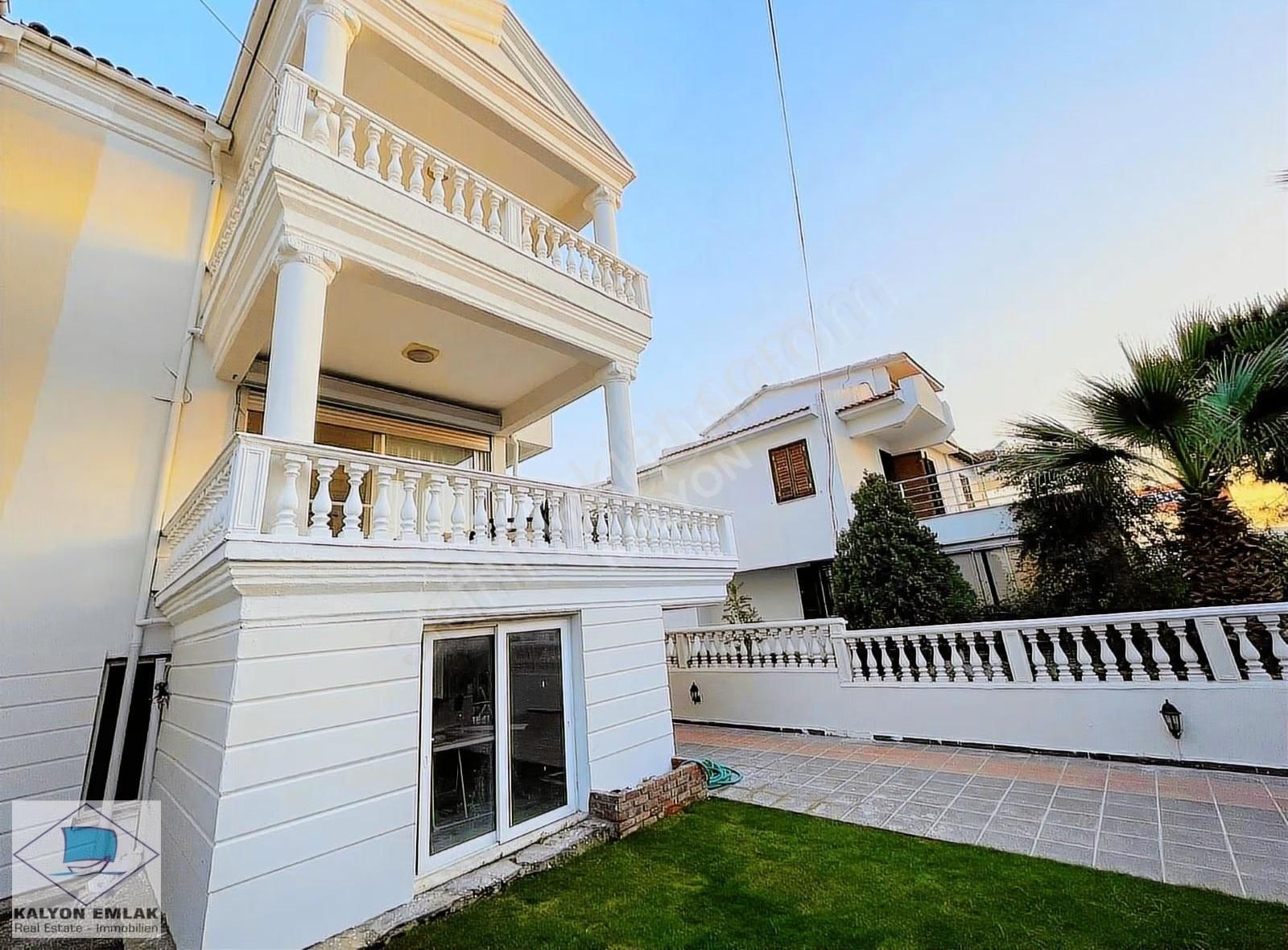 Kalyon'dan Alaçatıda Satılık Fırsat Deniz Manzaralı Triplex - Görsel 10