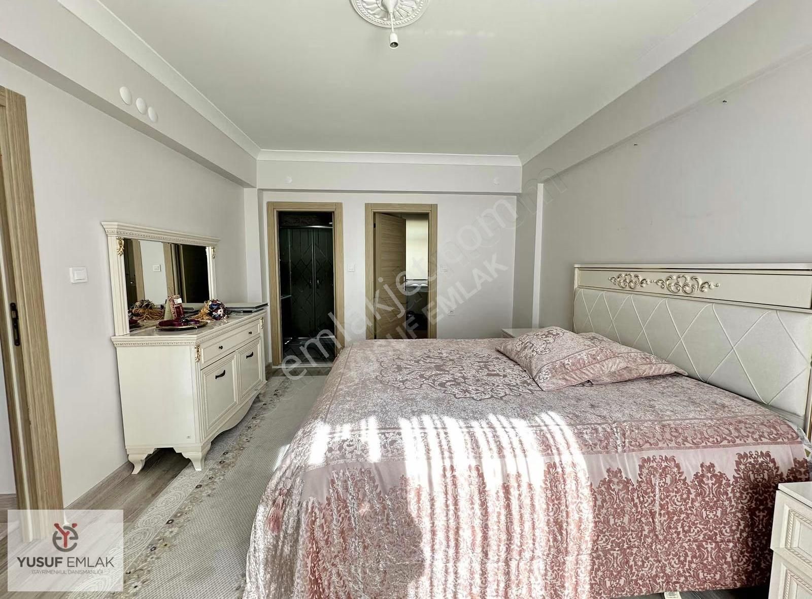 İstiklalde 3+1, 130m² Full Yapılı Fırsat Daire - Görsel 4