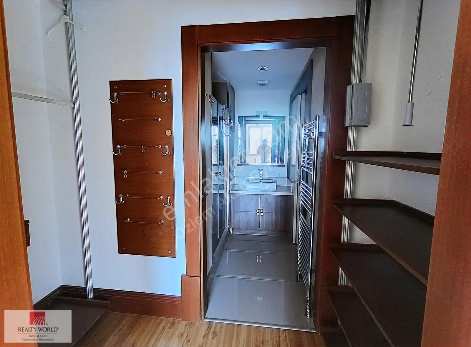 Ağaoğlu Eltes Gold'da Kiralık Özel Dekorasyonlu 1+1 Daire - Görsel 2