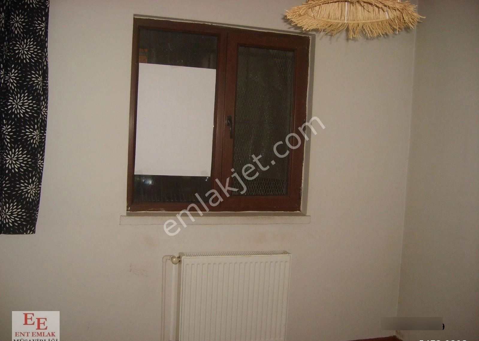 Bahçeli 5.sokaskta 2+1 Kombili Giriş Ön - Görsel 4