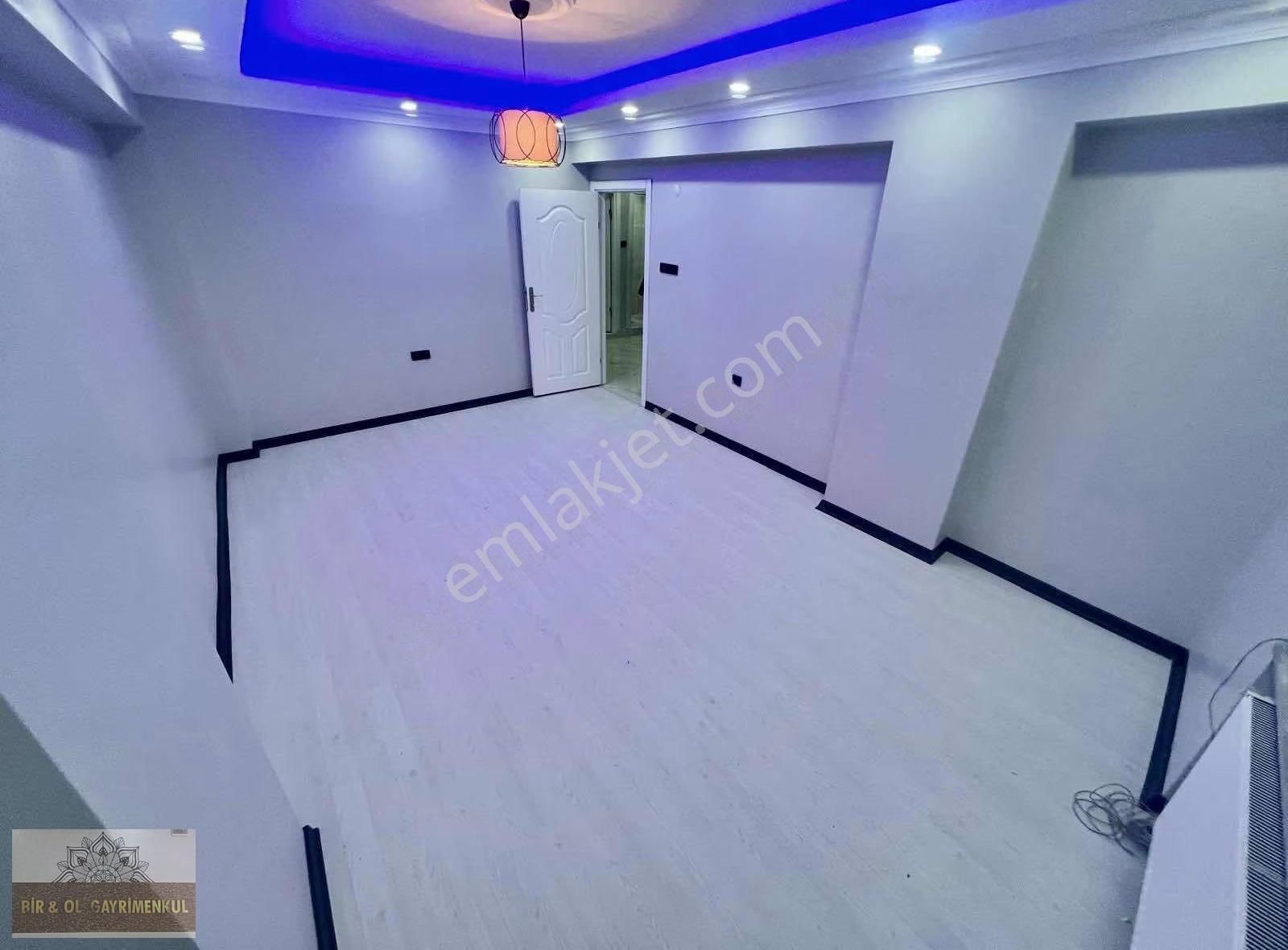 İsmetpaşa Mahallesi Tramvay Cadde Üstü 2+1 100m2 2.kat Daire