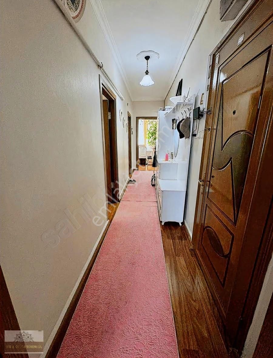 Cumhuriyet Mah'de Satılık 3+1 120m² Balkonlu 3.kat Daire