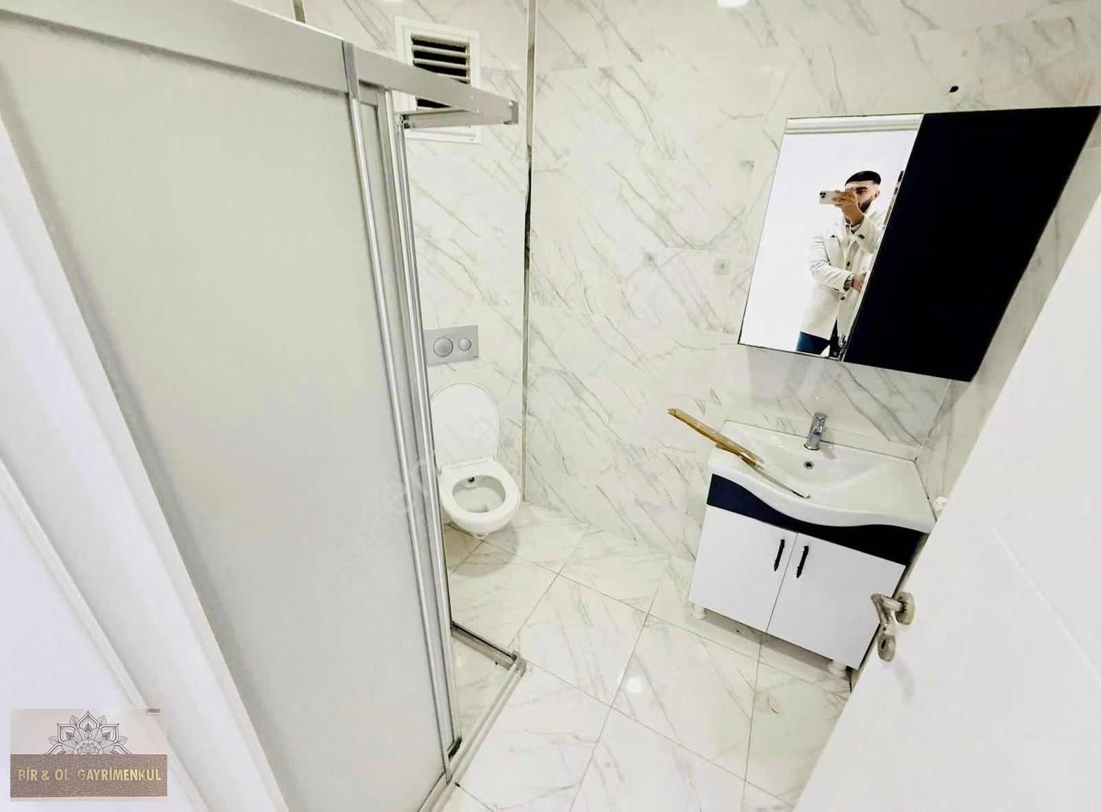 Uğurmumcu Mah'de Satılık 2+1 90m² Cadde Üzeri Yeni Bina - Görsel 4