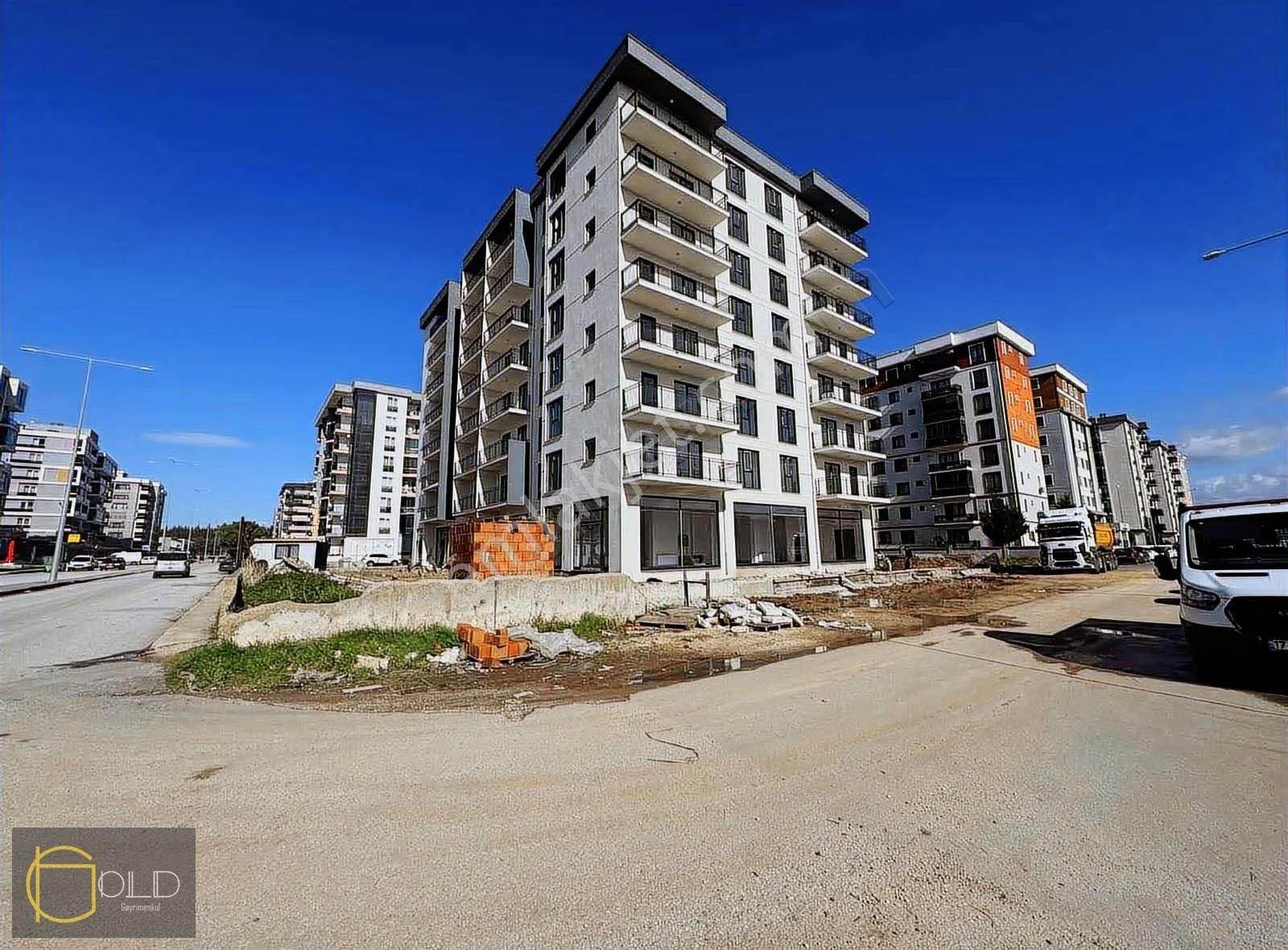 İsmetpaşa Mahallesin De Arakat Ayrı Mutfaklı 2+1 Daire