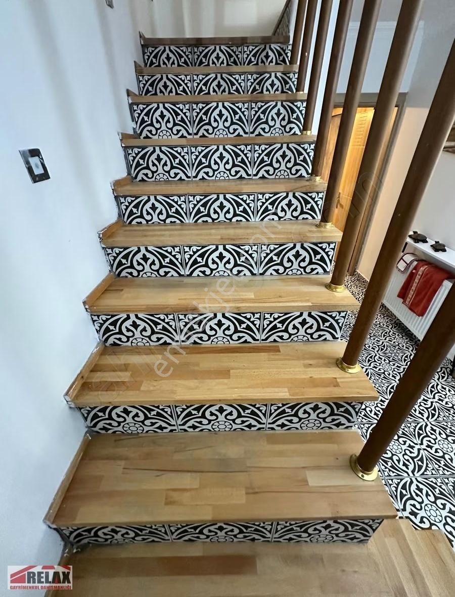 Urla Zeytinalanı | 4+1 Full Tadilatlı Villa | 3 Tarafı Bahçeli - Görsel 22