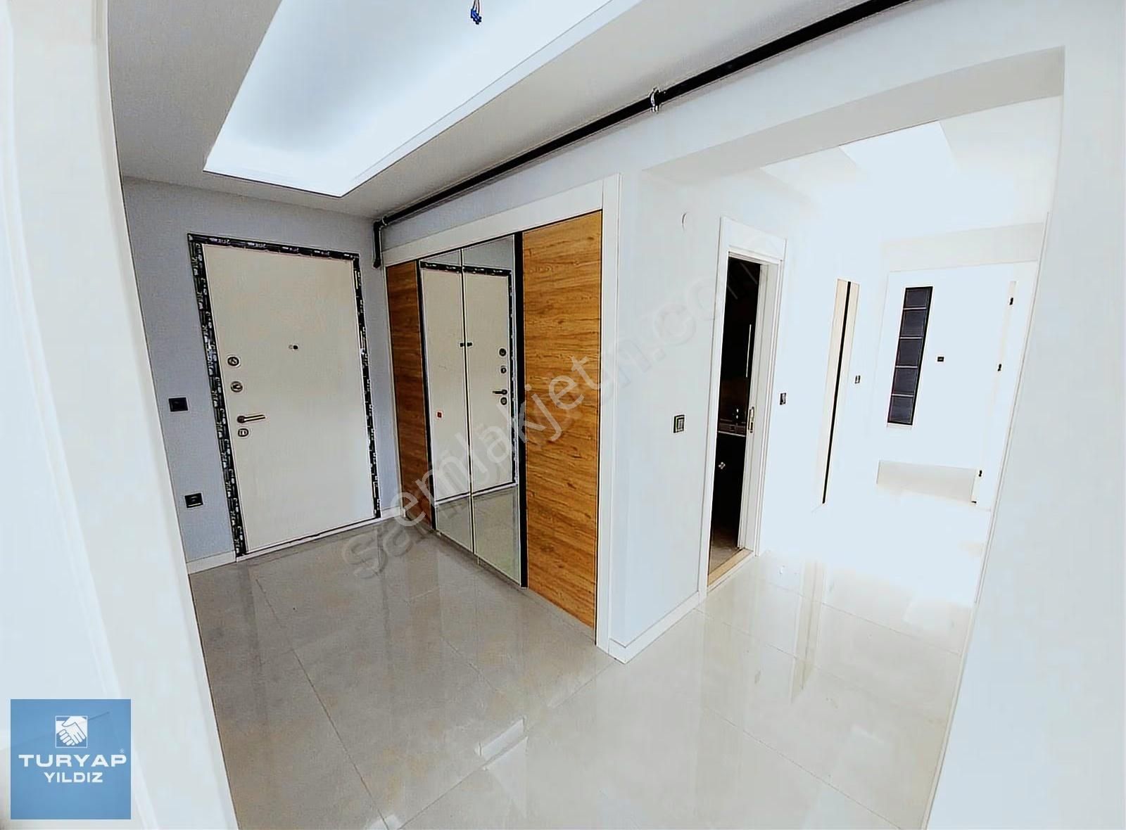 Menemen İstiklal Mah. Site İçi Havuzlu Kiralık 3+1 155 M2 Daire - Görsel 6