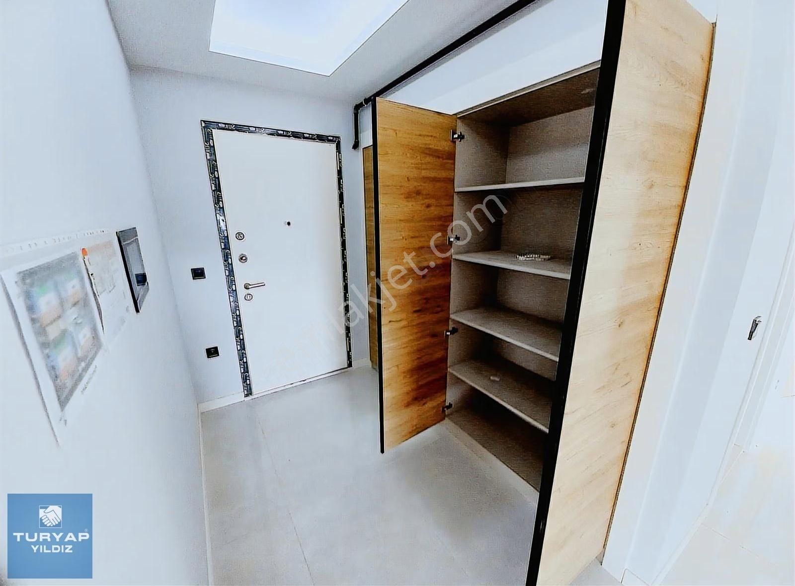 Menemen İstiklal Mah. Site İçi Havuzlu Kiralık 3+1 155 M2 Daire - Görsel 12