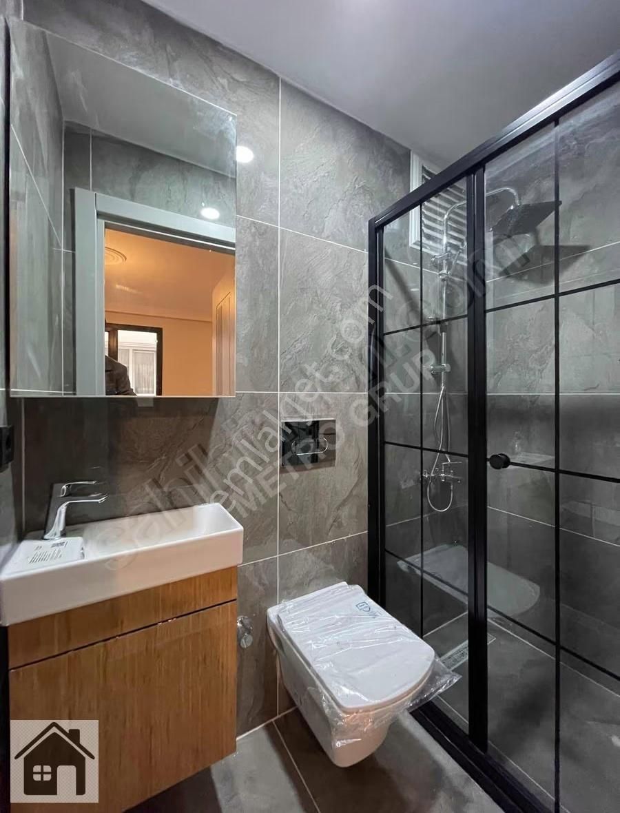 Beylikdüzü Satılık 2+1 Geniş Lüks Daire - Görsel 9