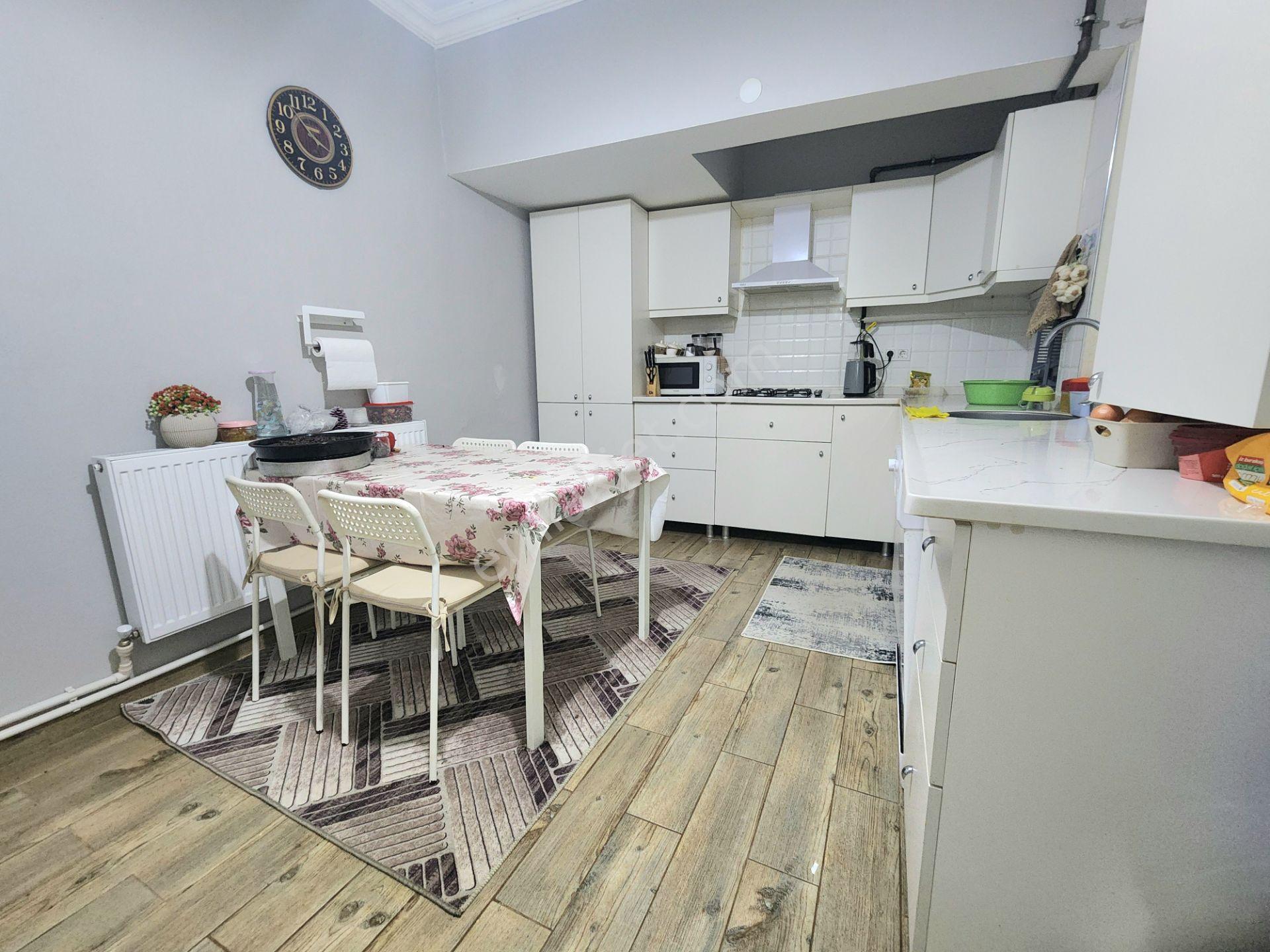 Bayraklı Çay Mah. Düzlükte 2 Katlı Müstakil Ev - Görsel 28