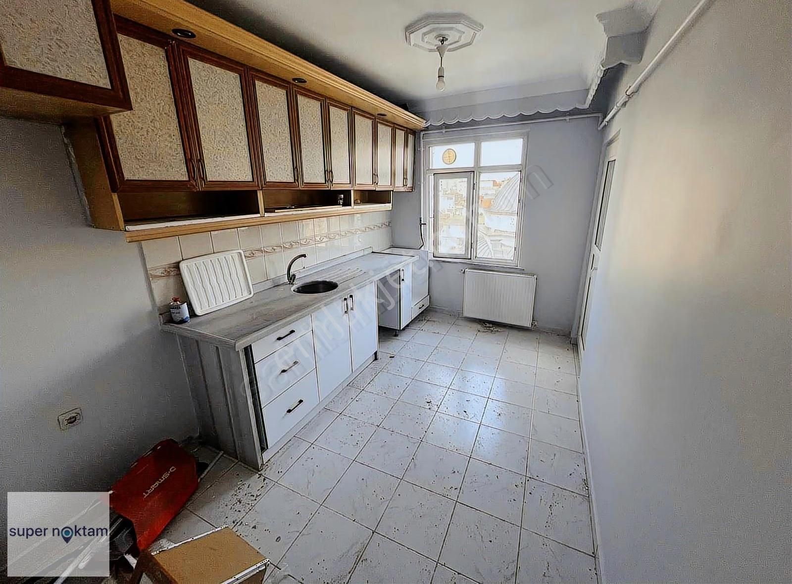 Atatürk Mahallesi'nde Satılık 2+1 Geniş Full Tadilatlı Daire - Görsel 6