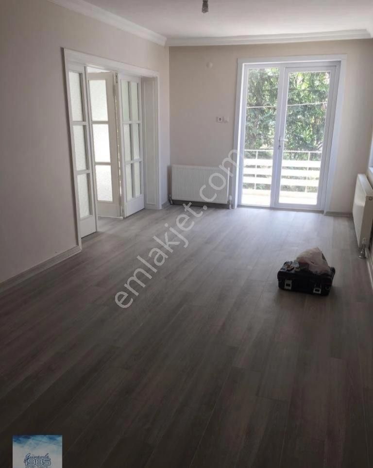 Bardacık Sokak 2. Kat 3+1 Bakımlı Kombili Açık Otoparklı 100m2 Doğu Güney Batı Cephe Kiracı Mart - Görsel 7