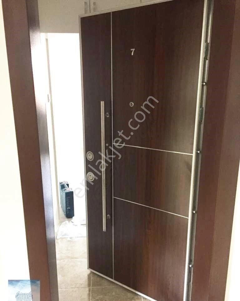 Bardacık Sokak 2. Kat 3+1 Bakımlı Kombili Açık Otoparklı 100m2 Doğu Güney Batı Cephe Kiracı Mart - Görsel 8