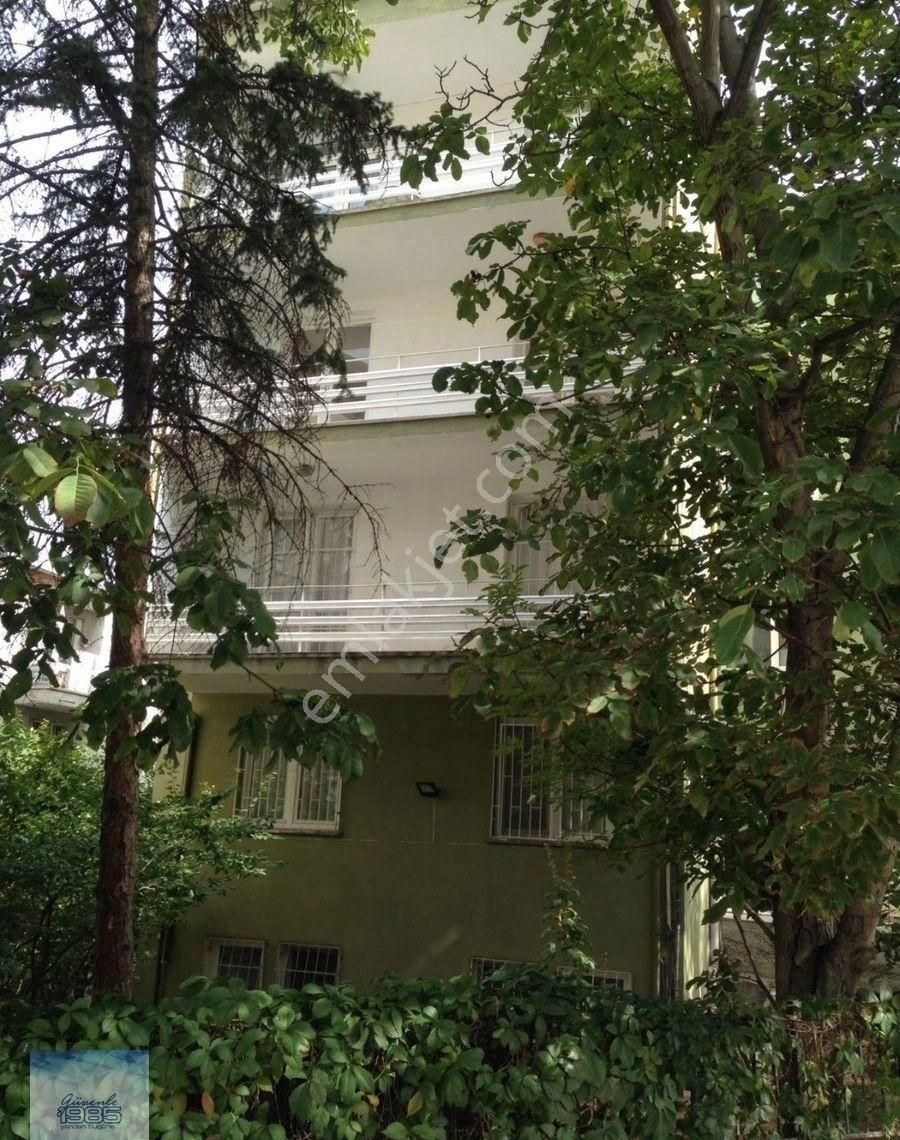 Bardacık Sokak 2. Kat 3+1 Bakımlı Kombili Açık Otoparklı 100m2 Doğu Güney Batı Cephe Kiracı Mart - Görsel 12