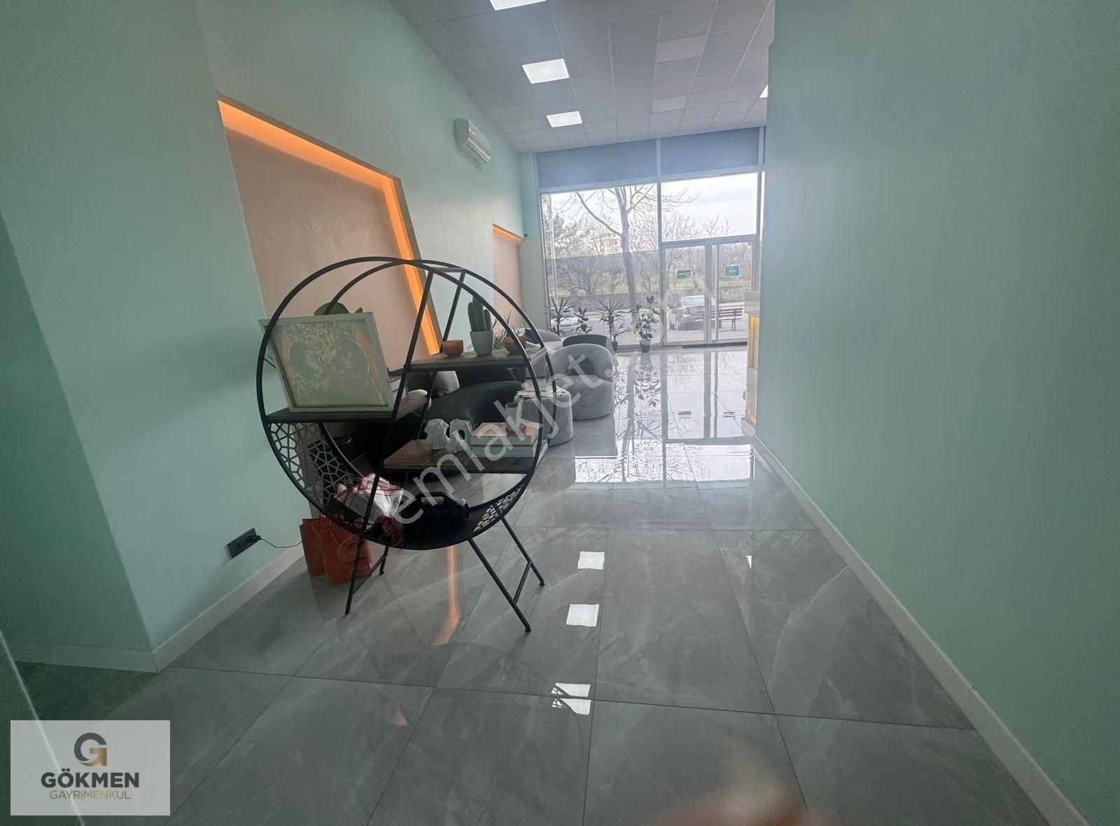 Büyükçekmece Pınartepe Mah Cadde Üzeri 192m2 Satılık Dükkan - Görsel 4