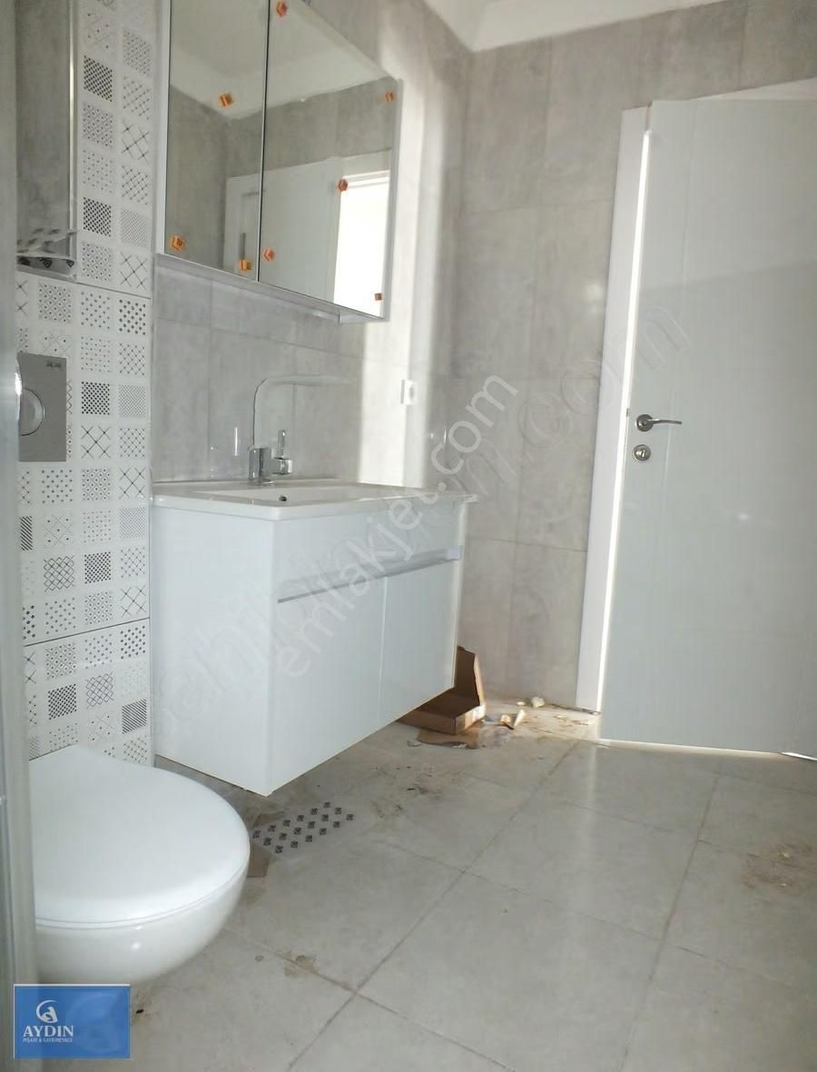 Velibaba Mah. Merkezi Konumda 3+1 Satılık 110m2 İskanlı Daire - Görsel 2