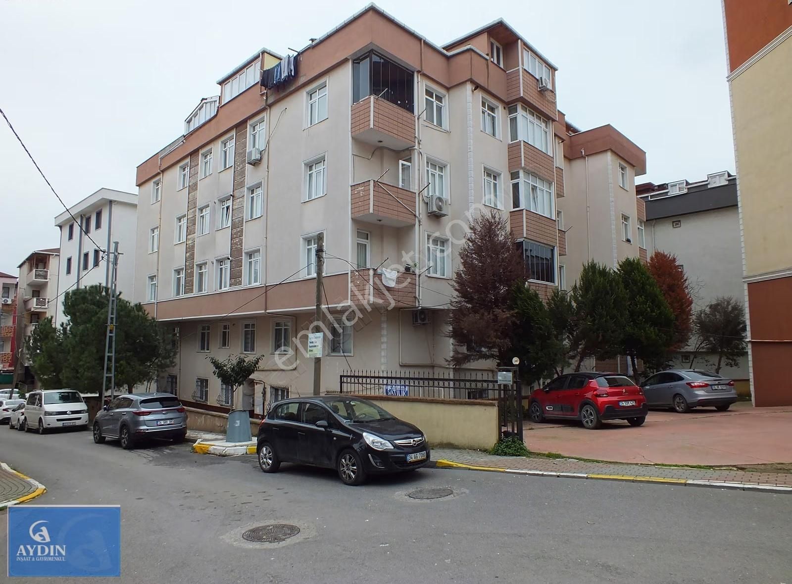 Esenler Mahallesi Satılık Dublex 5+2 Ferah Kullanışlı Daire