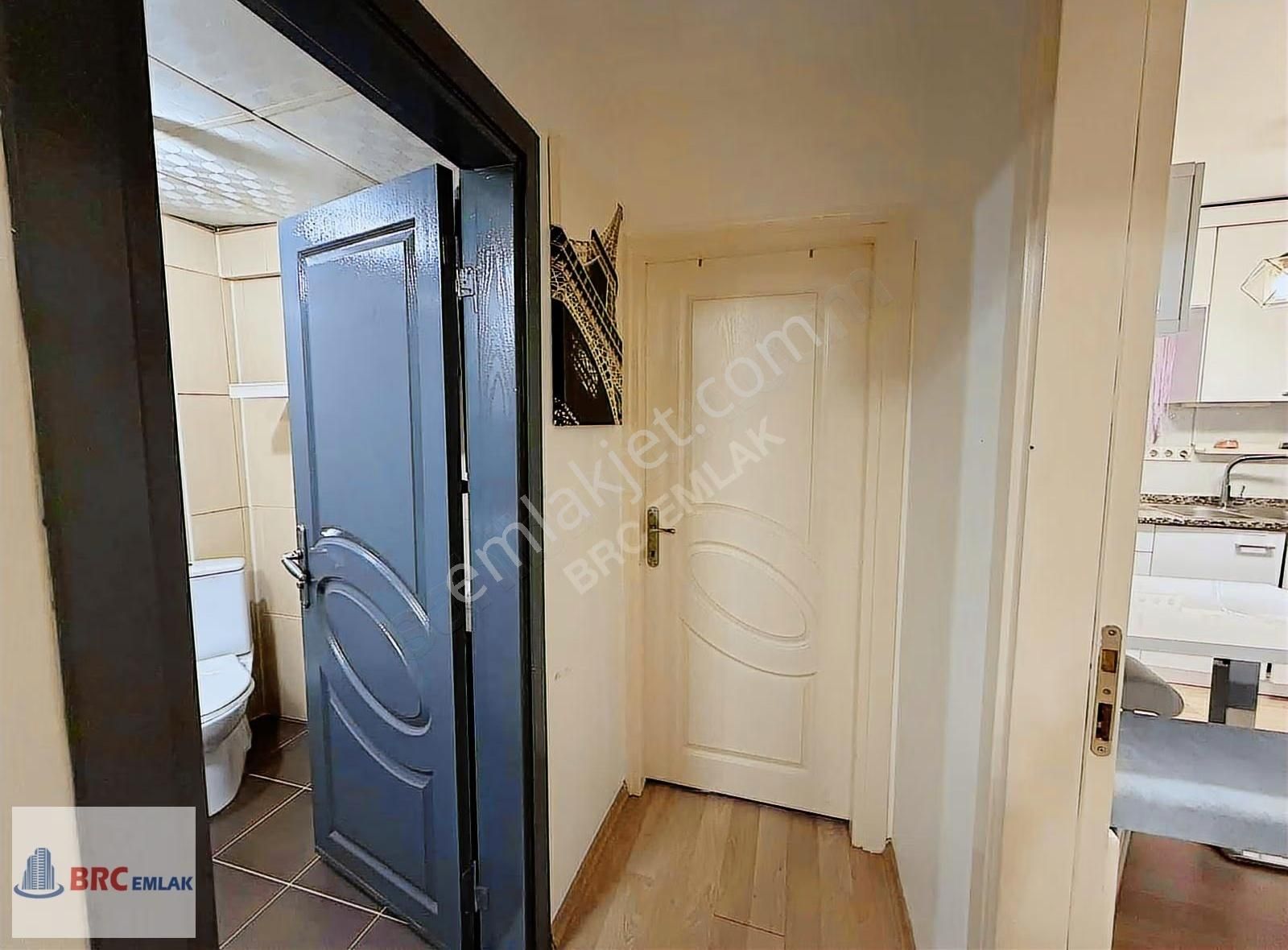 Küçükçekmece Aşık Veysel Caddesinde Eşyalı Kiralık 2+1 - Görsel 18