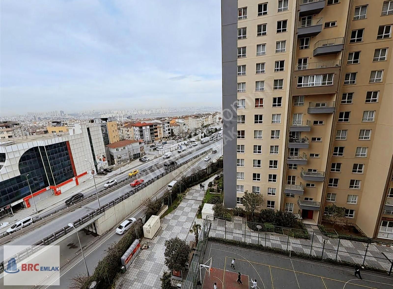 Esenyurt Ukra Hane Plus Aile Sitesi Büyük Boş Köşe Satılık 3+1 - Görsel 23