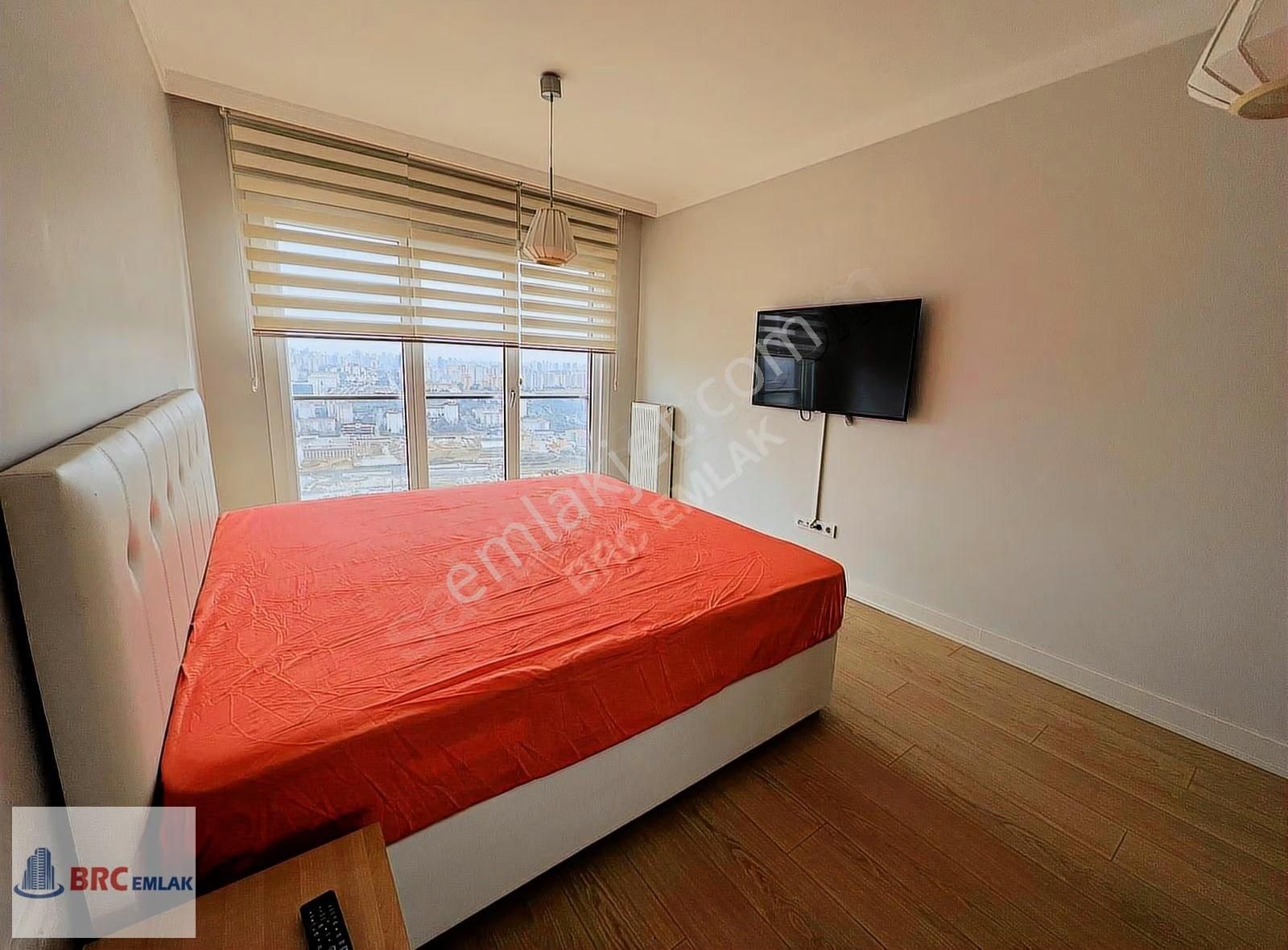 Halkalı Atakent Tema İstanbul Eşyalı Balkonlu Büyük Satılık 1+1 - Görsel 9