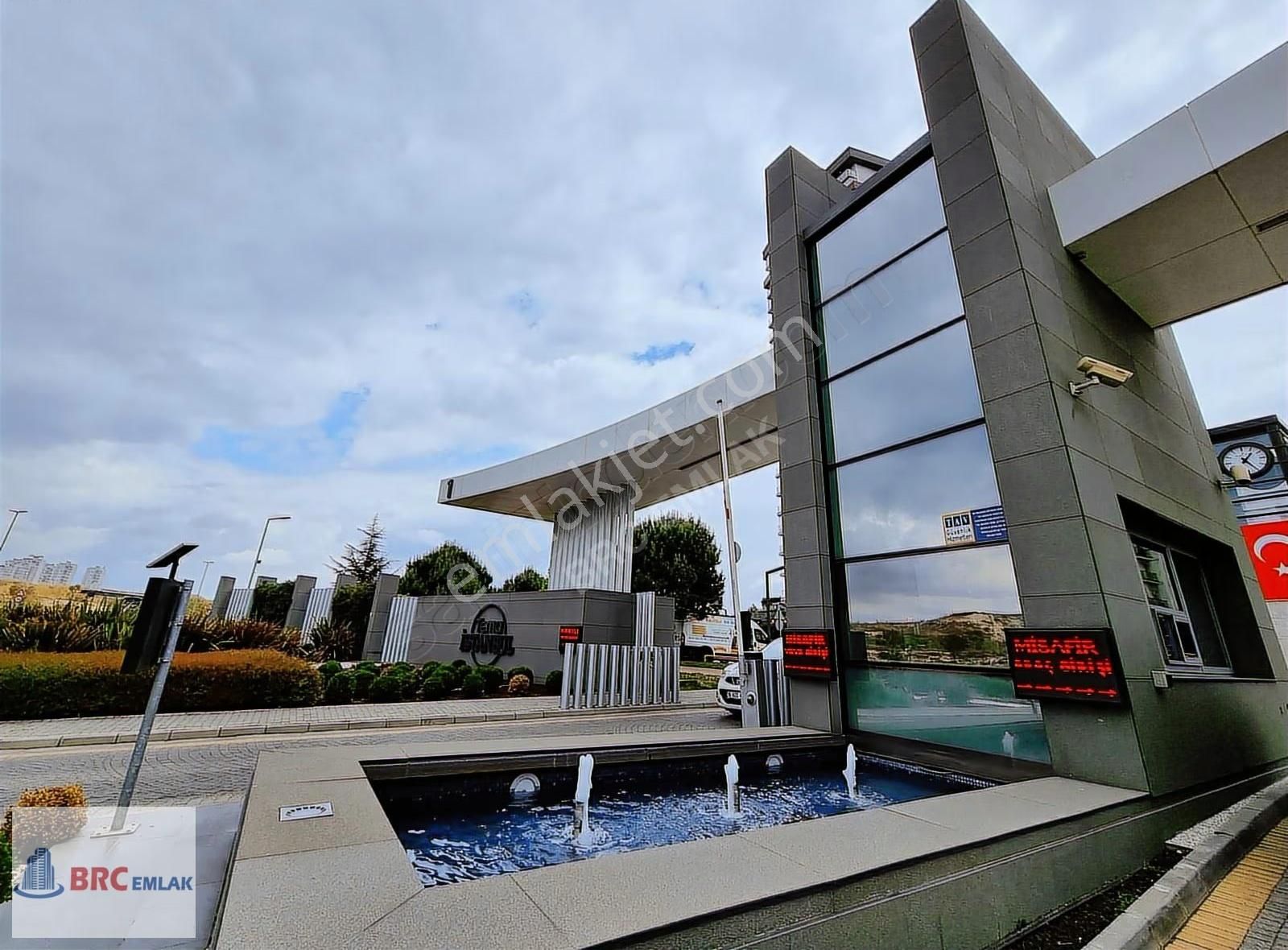 Halkalı Atakent Tema İstanbul Eşyalı Balkonlu Büyük Satılık 1+1 - Görsel 21