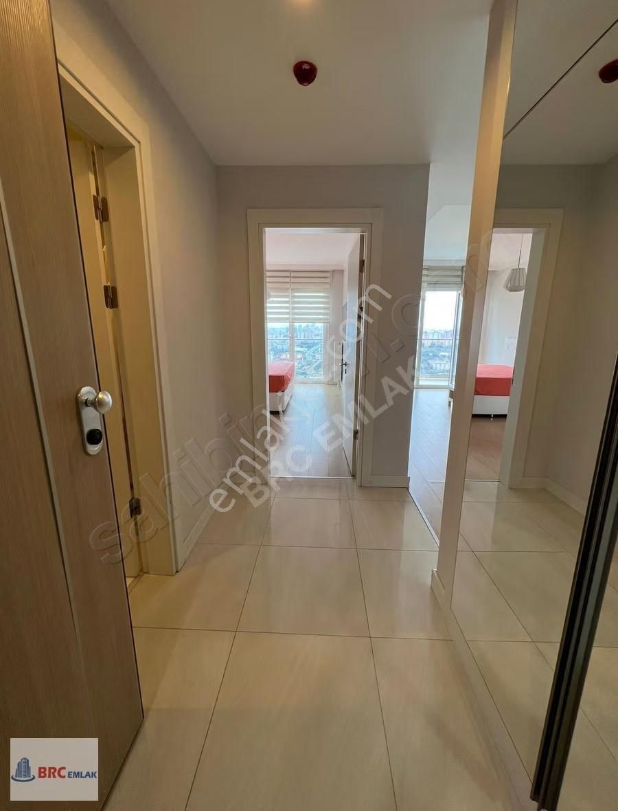 Halkalı Atakent Tema İstanbul Eşyalı Balkonlu Büyük Satılık 1+1 - Görsel 19