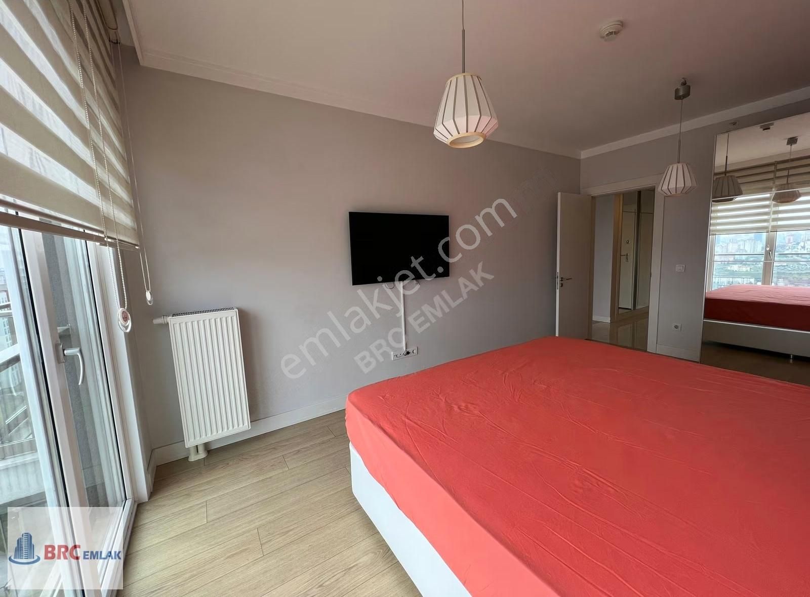 Halkalı Atakent Tema İstanbul Eşyalı Balkonlu Büyük Satılık 1+1 - Görsel 15