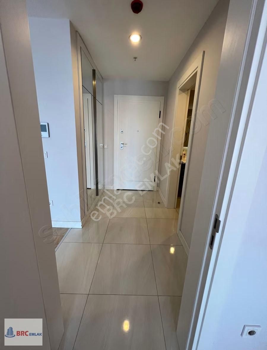 Halkalı Atakent Tema İstanbul Eşyalı Balkonlu Büyük Satılık 1+1 - Görsel 10