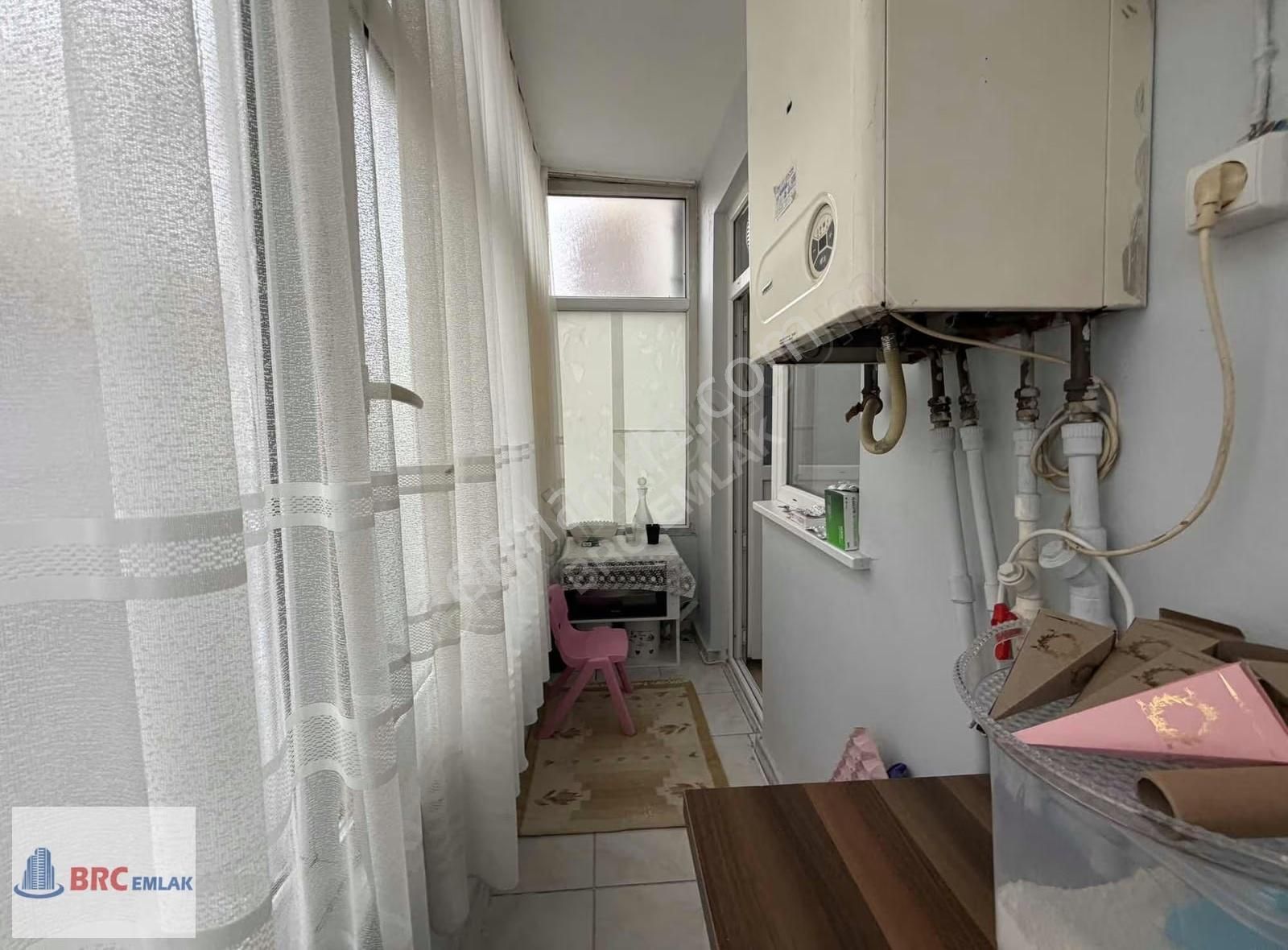 Cennet Mahallesi'nde Satılık 2+1 Daire, Metrobüse 2 Dk - Görsel 2