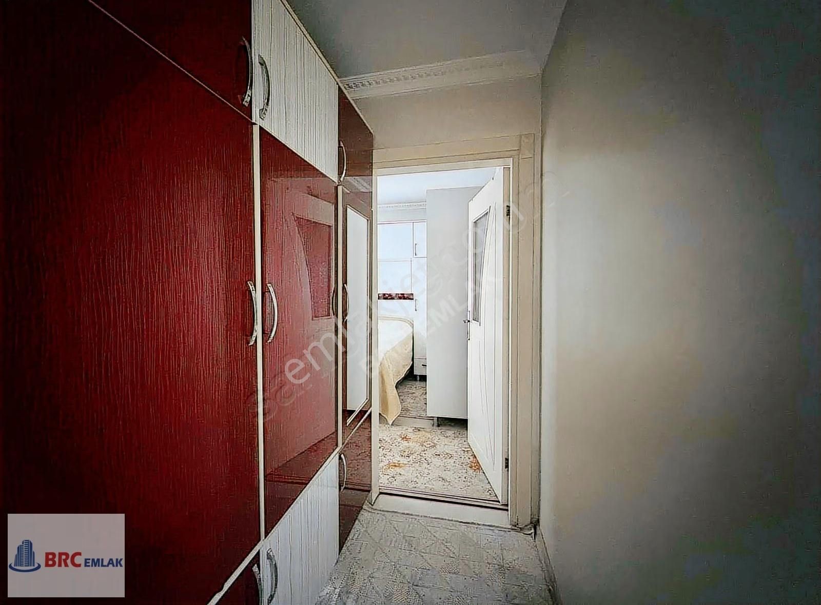 Sultangazi Cumhuriyet Mahallesinde Dubleks İki Ayrı Giriş Daire - Görsel 14